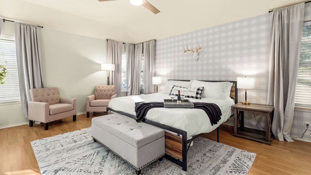 Photo of Bedroom in North San Antonio - SAT