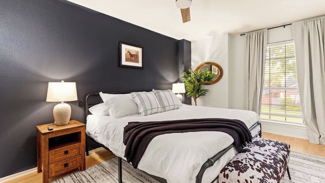 Photo of Bedroom in North San Antonio - SAT