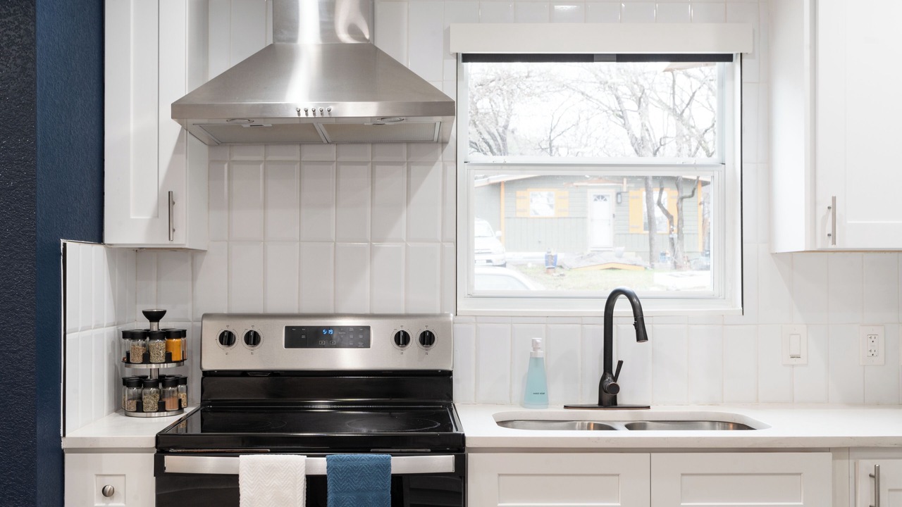 Photo of Kitchen in MLK