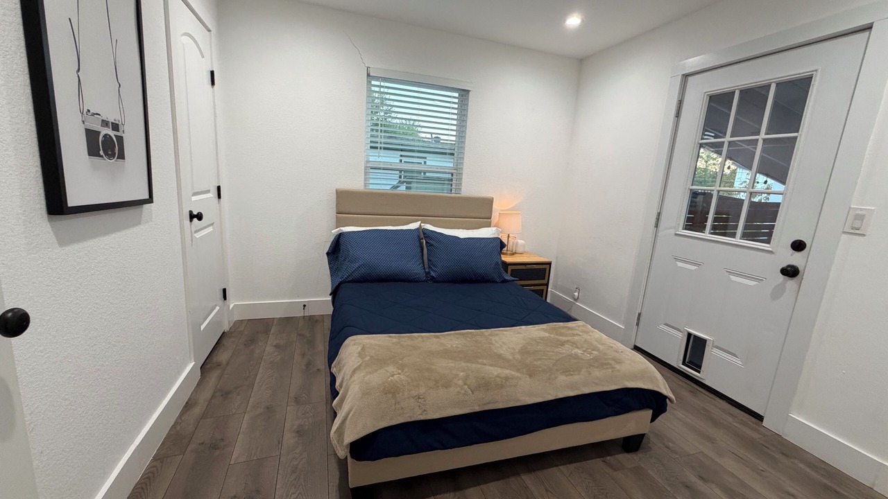 Photo of Bedroom in MLK
