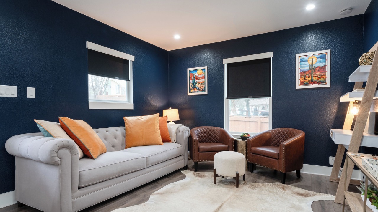 Photo of Livingroom in MLK