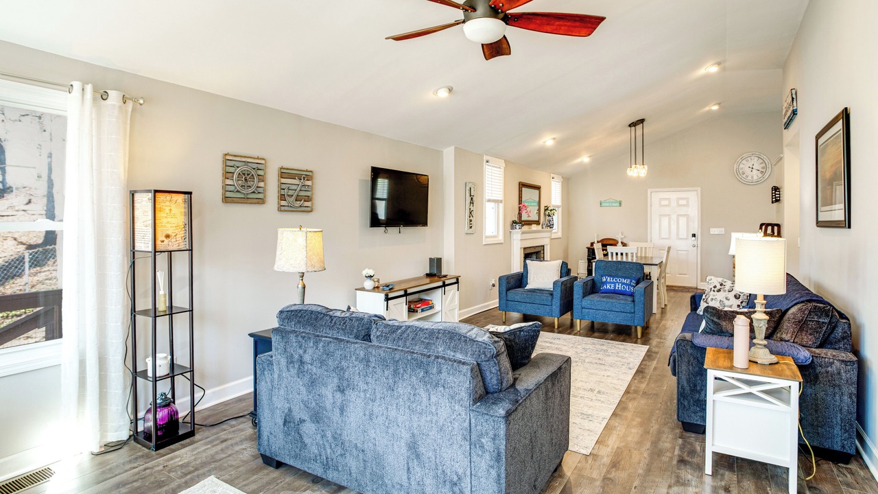 Photo of Livingroom in Gilbert