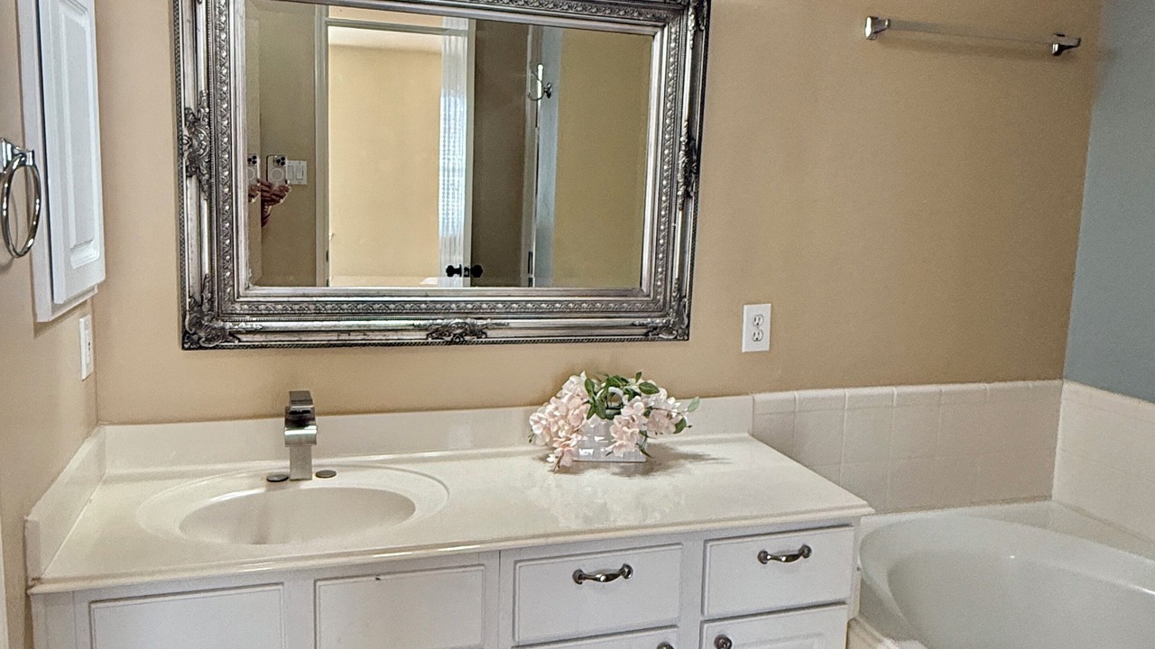 Photo of Bathroom in Pearland