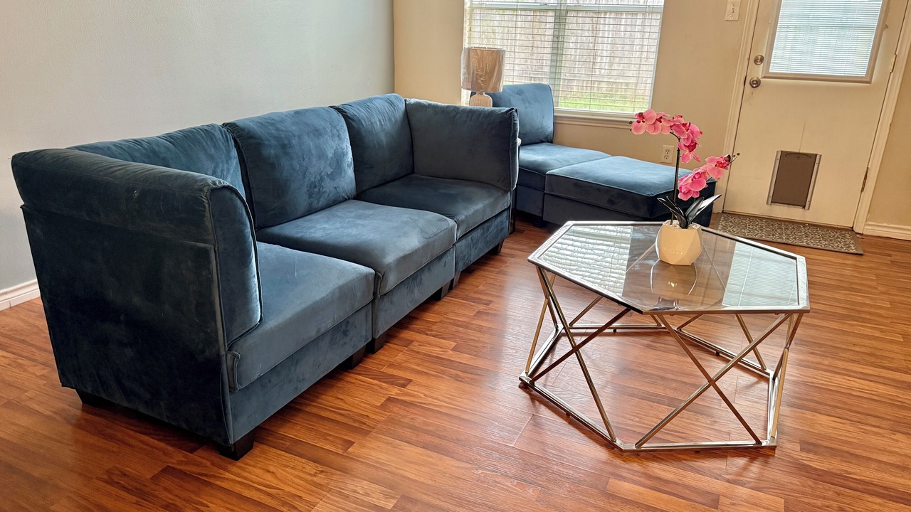 Photo of Livingroom in Pearland