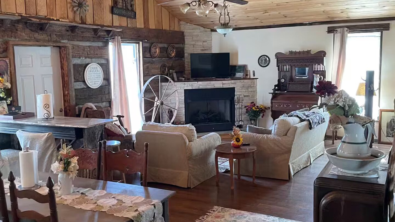Photo of Livingroom in Tracy City