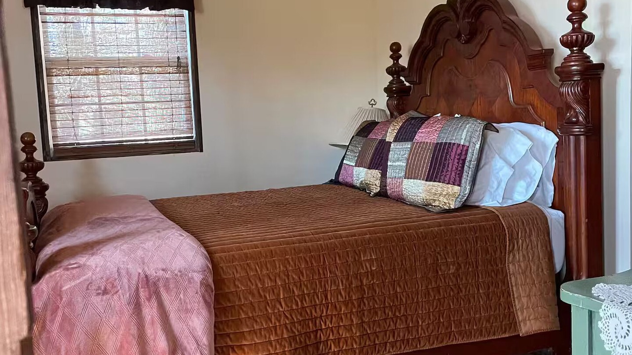 Photo of Bedroom in Tracy City