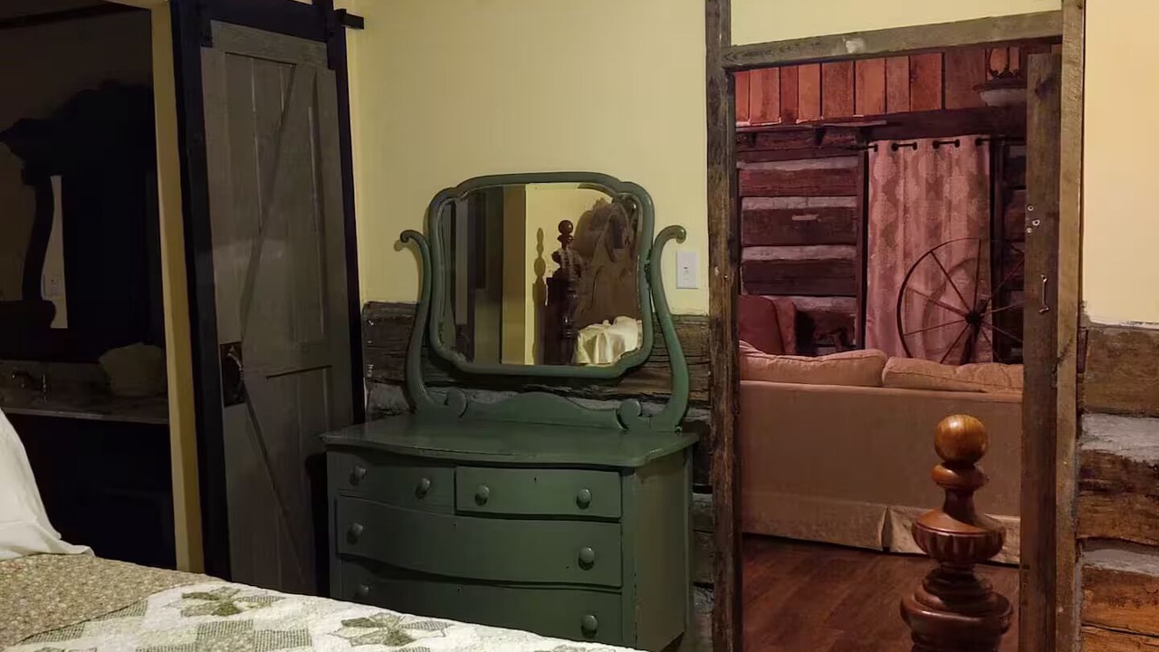 Photo of Bedroom in Tracy City