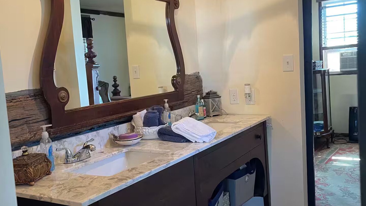 Photo of Bathroom in Tracy City