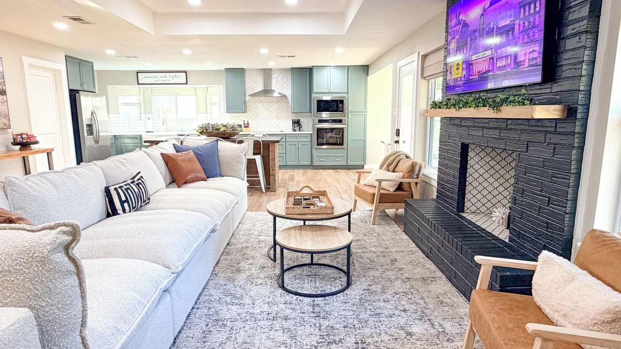 Photo of Livingroom in Keller