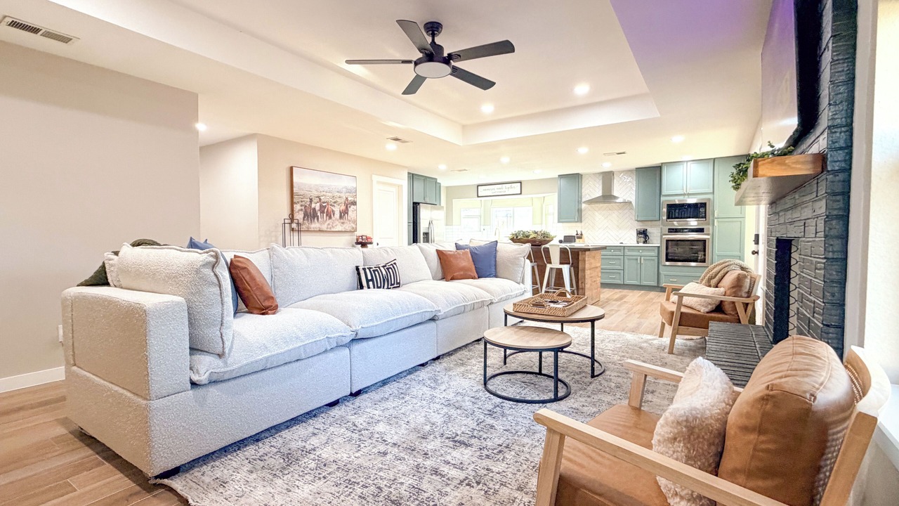 Photo of Livingroom in Keller