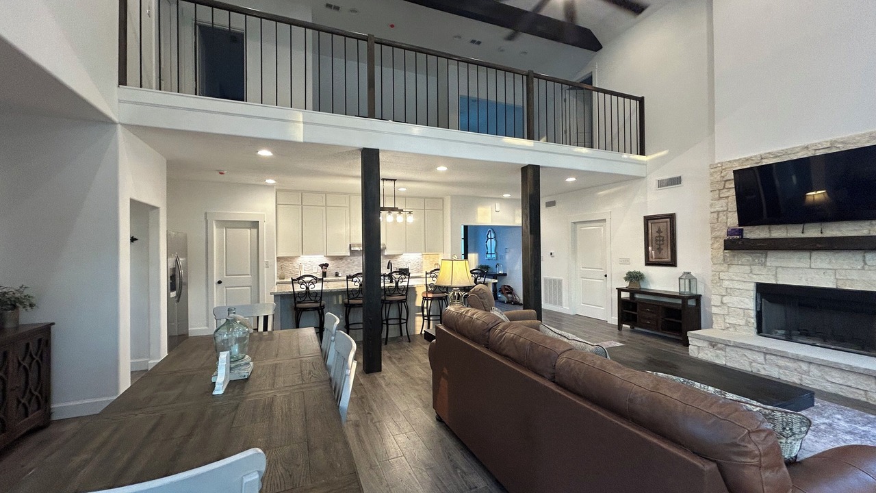 Photo of Livingroom in Hemphill