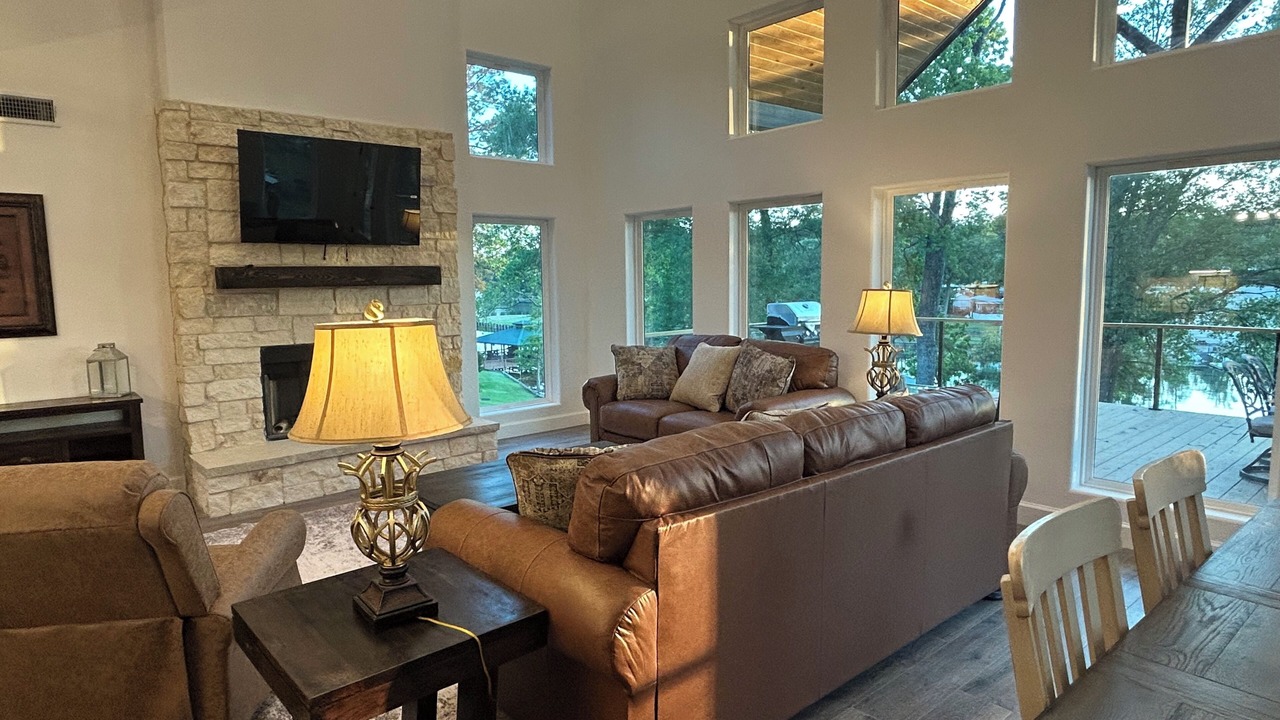 Photo of Livingroom in Hemphill