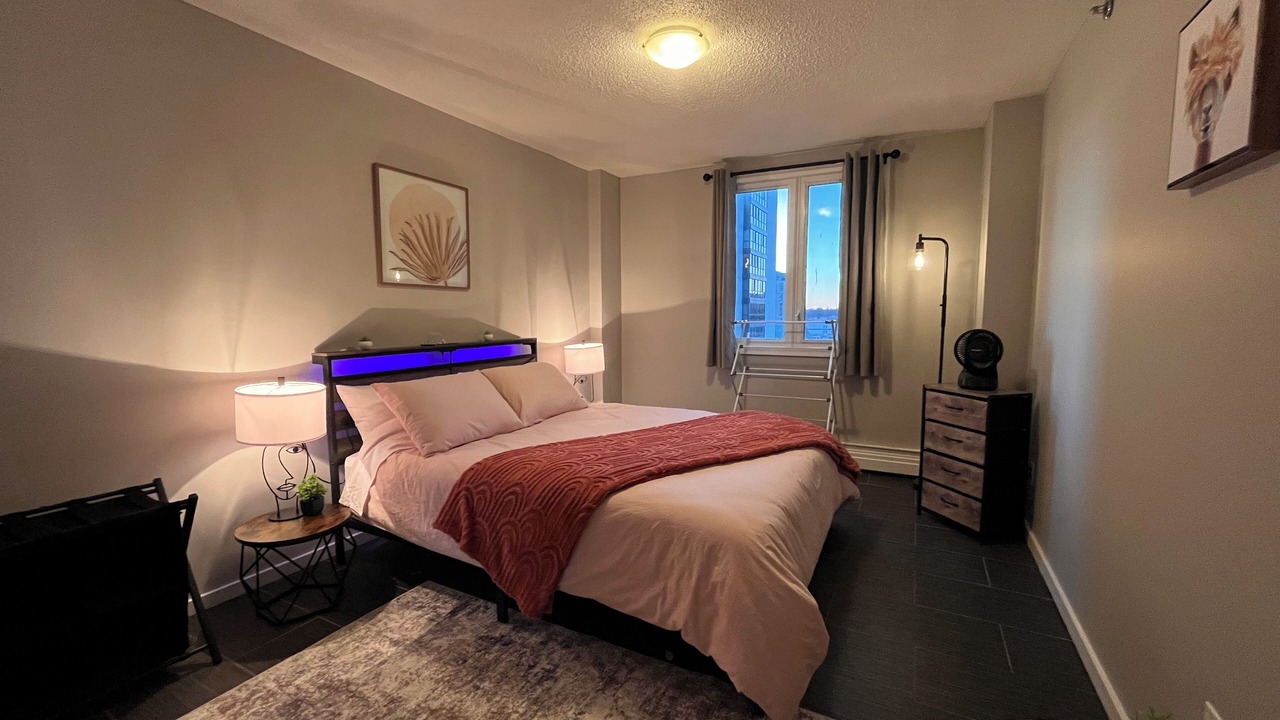 Photo of Bedroom in Saskatoon Downtown