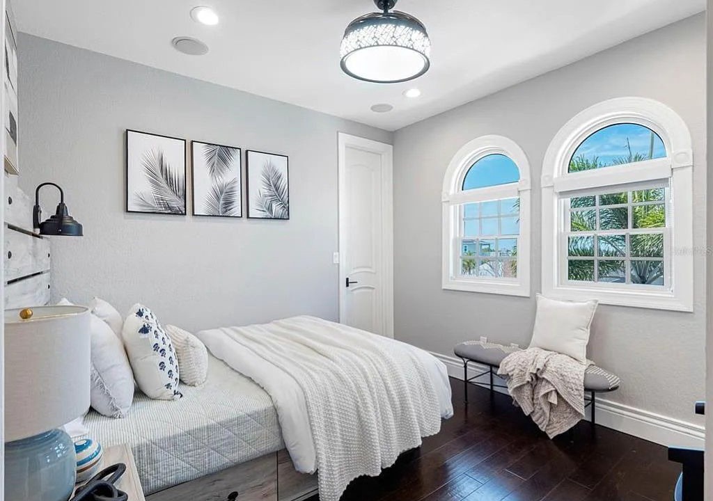 Photo of Bedroom in Indian Rocks Beach