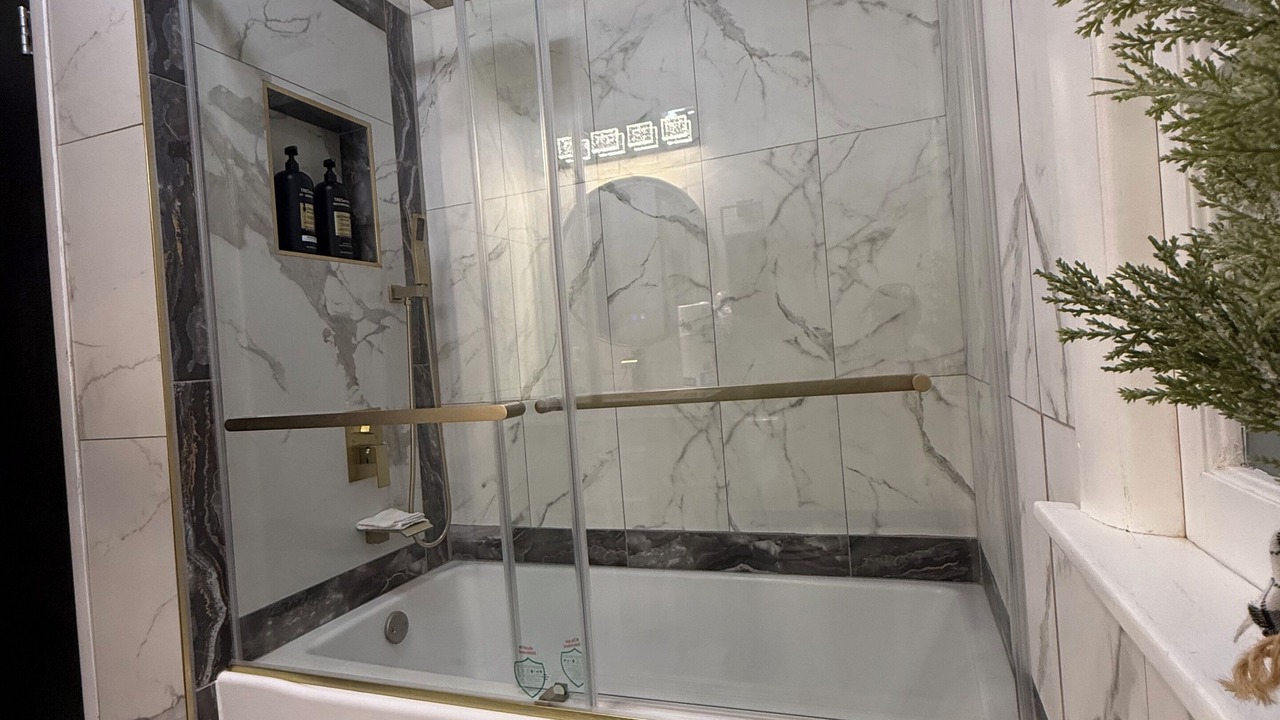 Photo of Bathroom in Willow Springs
