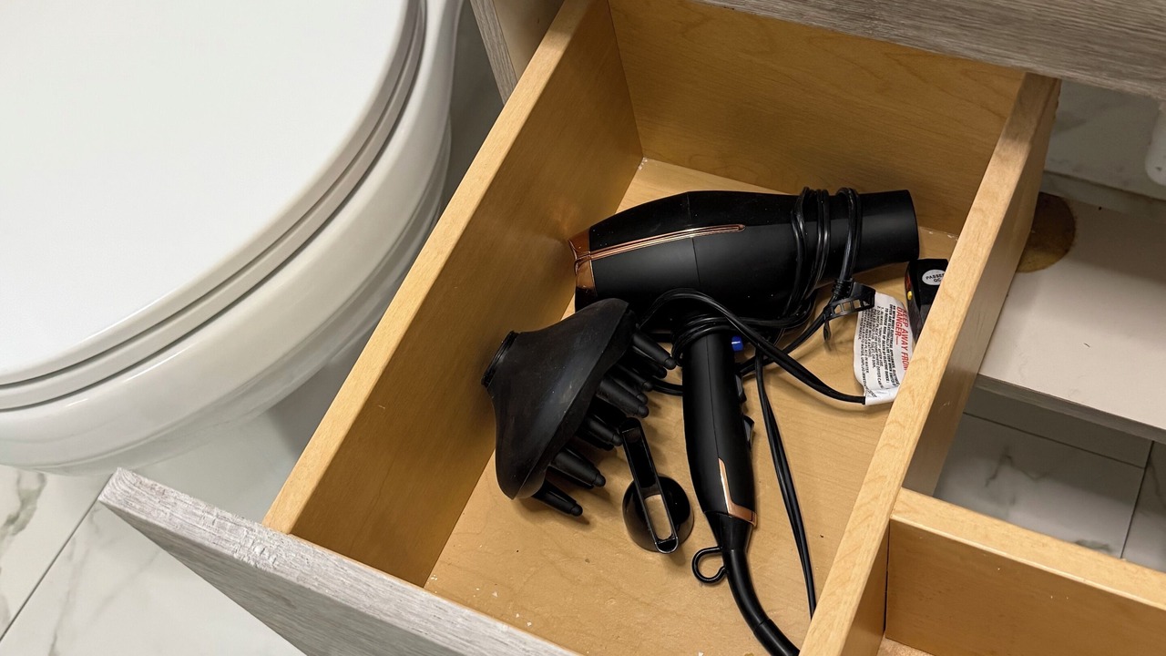 Photo of Bathroom in Willow Springs