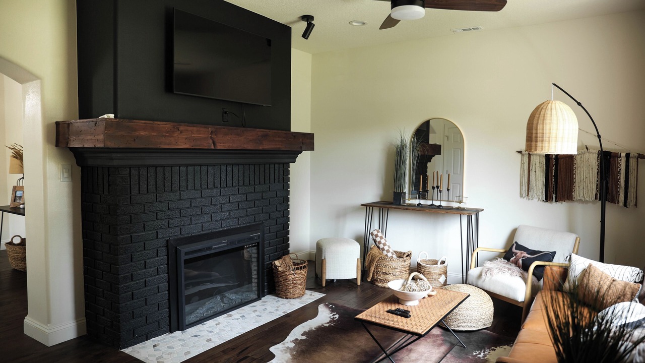 Photo of Livingroom in Airport Drive