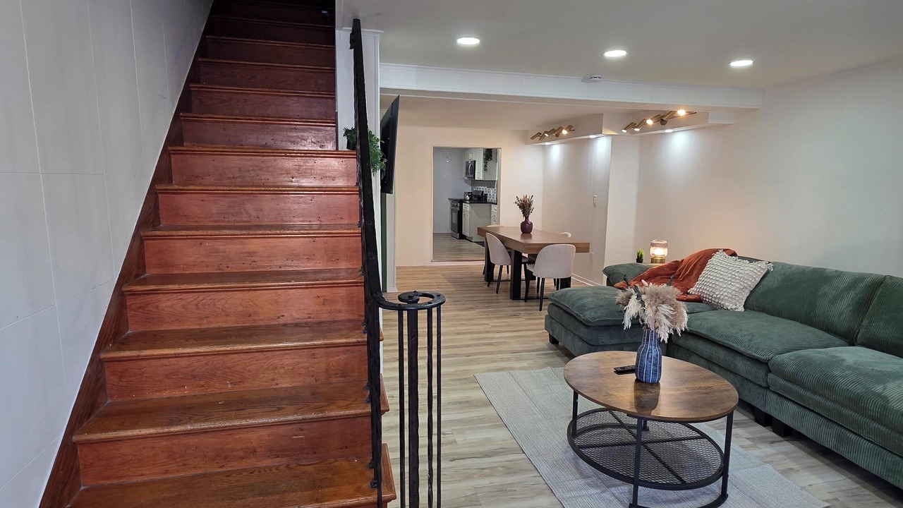 Photo of Livingroom in South Side Flats