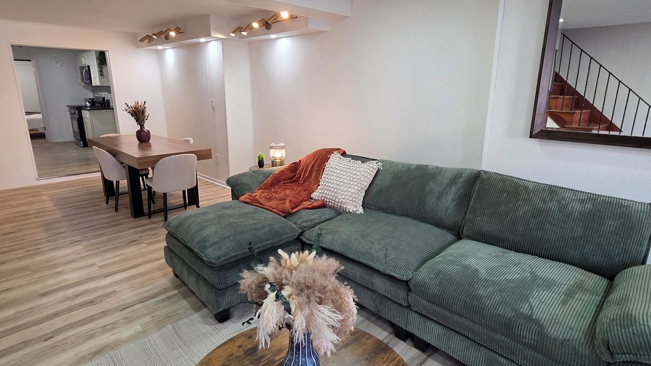 Photo of Livingroom in South Side Flats
