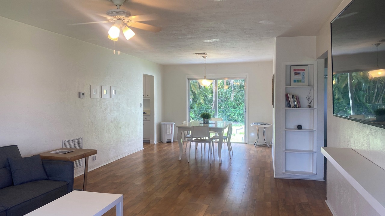 Photo of Livingroom in Royal Poinciana
