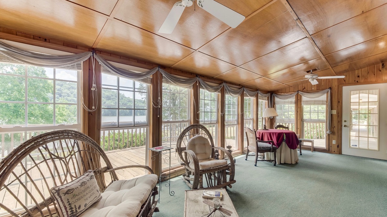 Photo of Bedroom in Chickamauga Lake