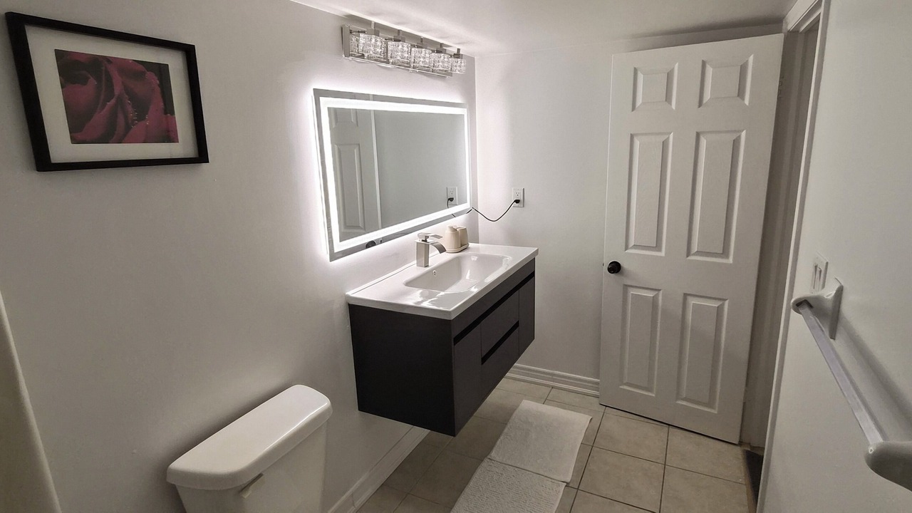 Photo of Bathroom in Churchill Meadows