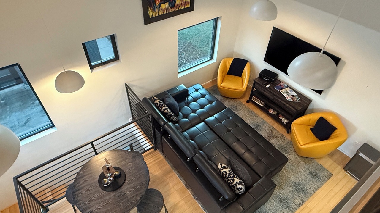 Photo of Livingroom in Midtown