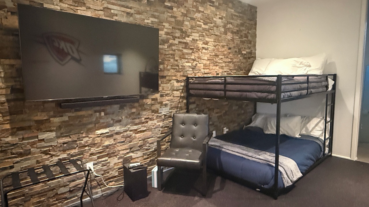 Photo of Bedroom in Midtown