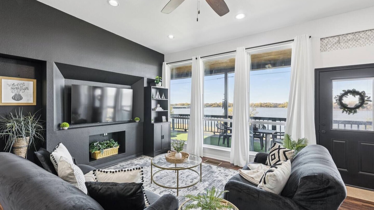 Photo of Livingroom in Frisco