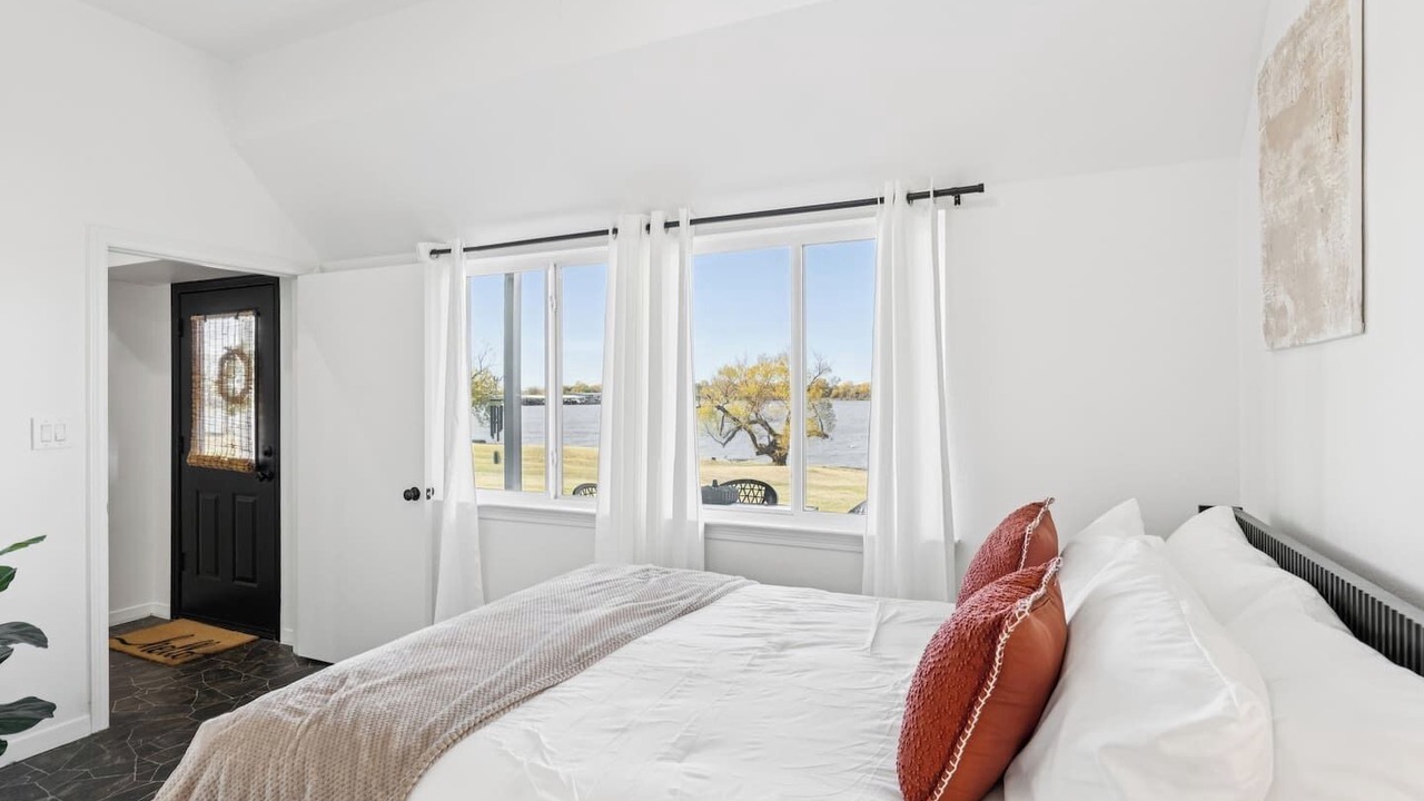 Photo of Bedroom in Frisco