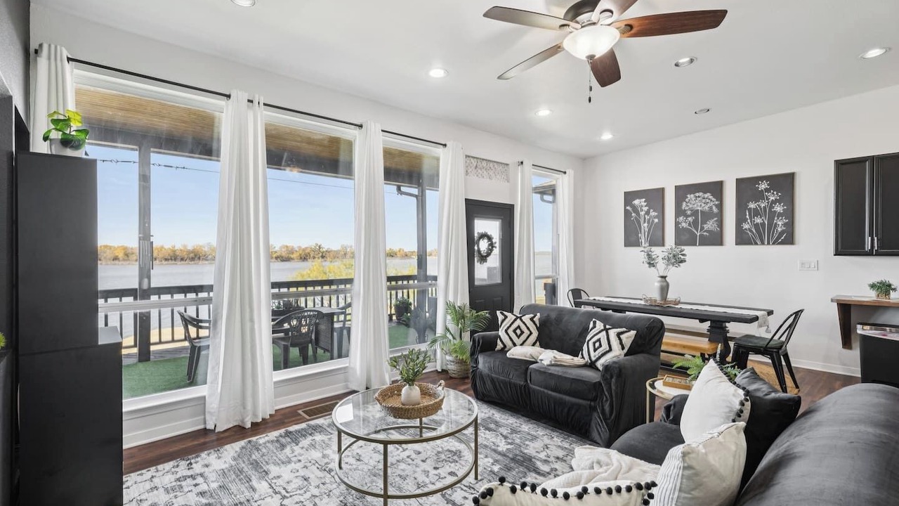 Photo of Livingroom in Frisco