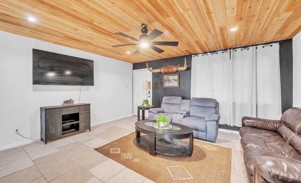 Photo of Livingroom in Killeen