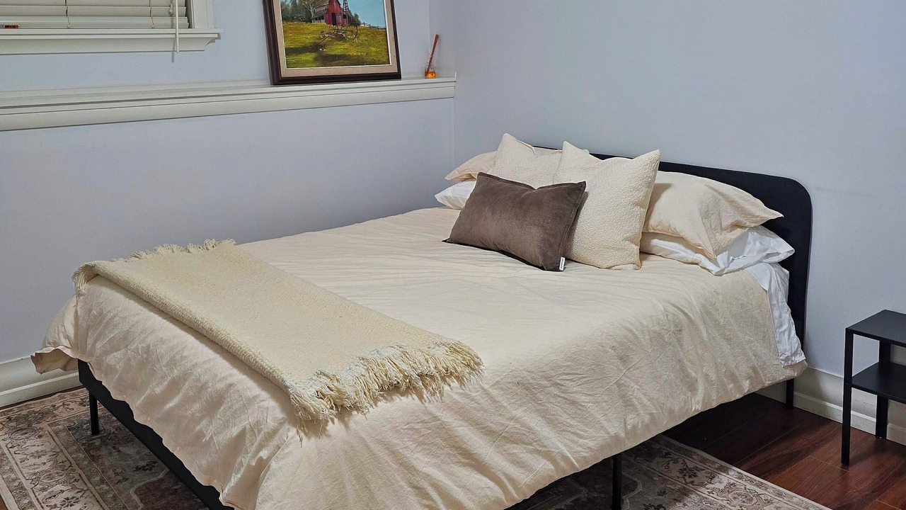 Photo of Bedroom in Marda Loop