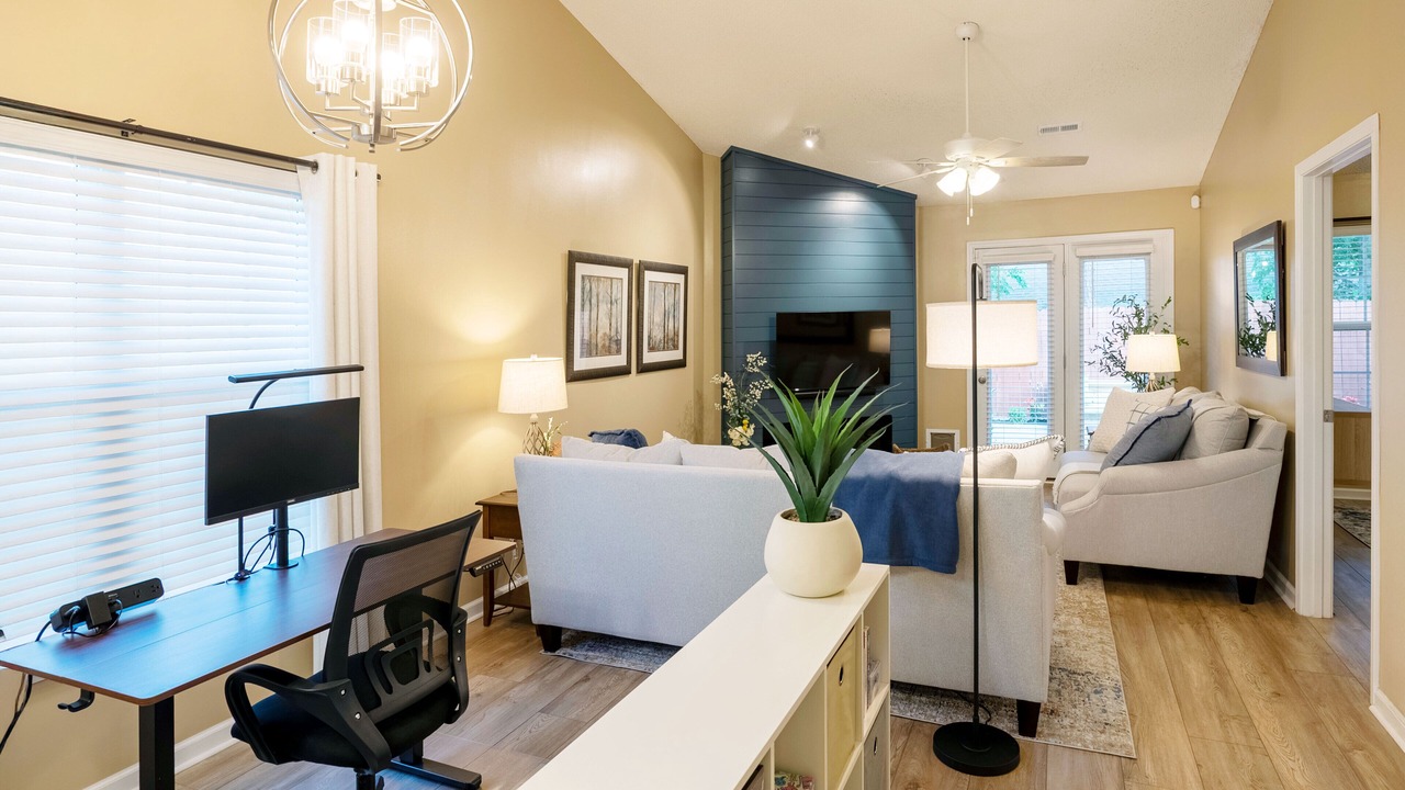 Photo of Livingroom in Lexington