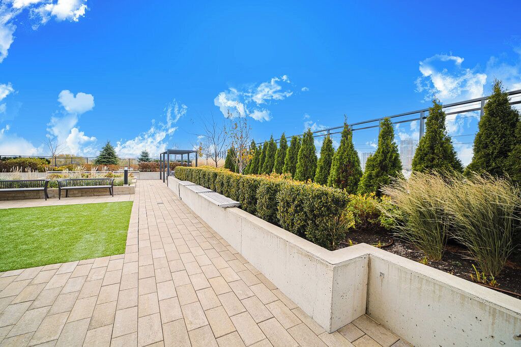 Photo of Outdoor in Thornhill