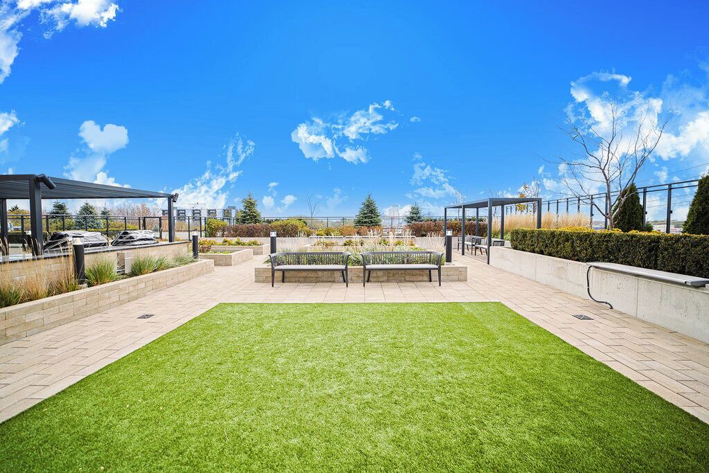 Photo of Outdoor in Thornhill