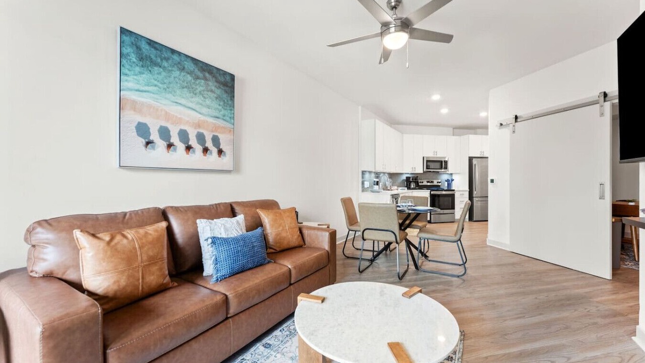 Photo of Livingroom in Downtown Jacksonville