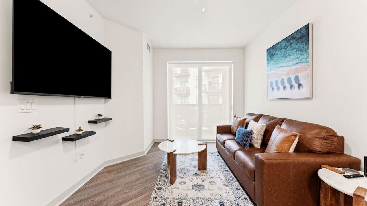 Photo of Livingroom in Downtown Jacksonville