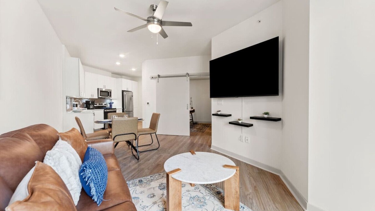 Photo of Livingroom in Downtown Jacksonville