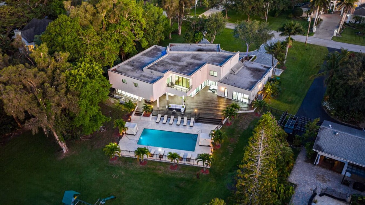 Photo of Outdoor in Plantation