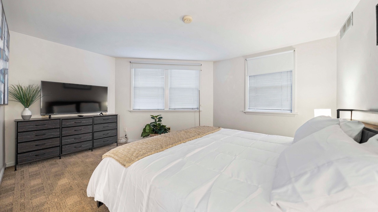 Photo of Bedroom in Downtown Rochester