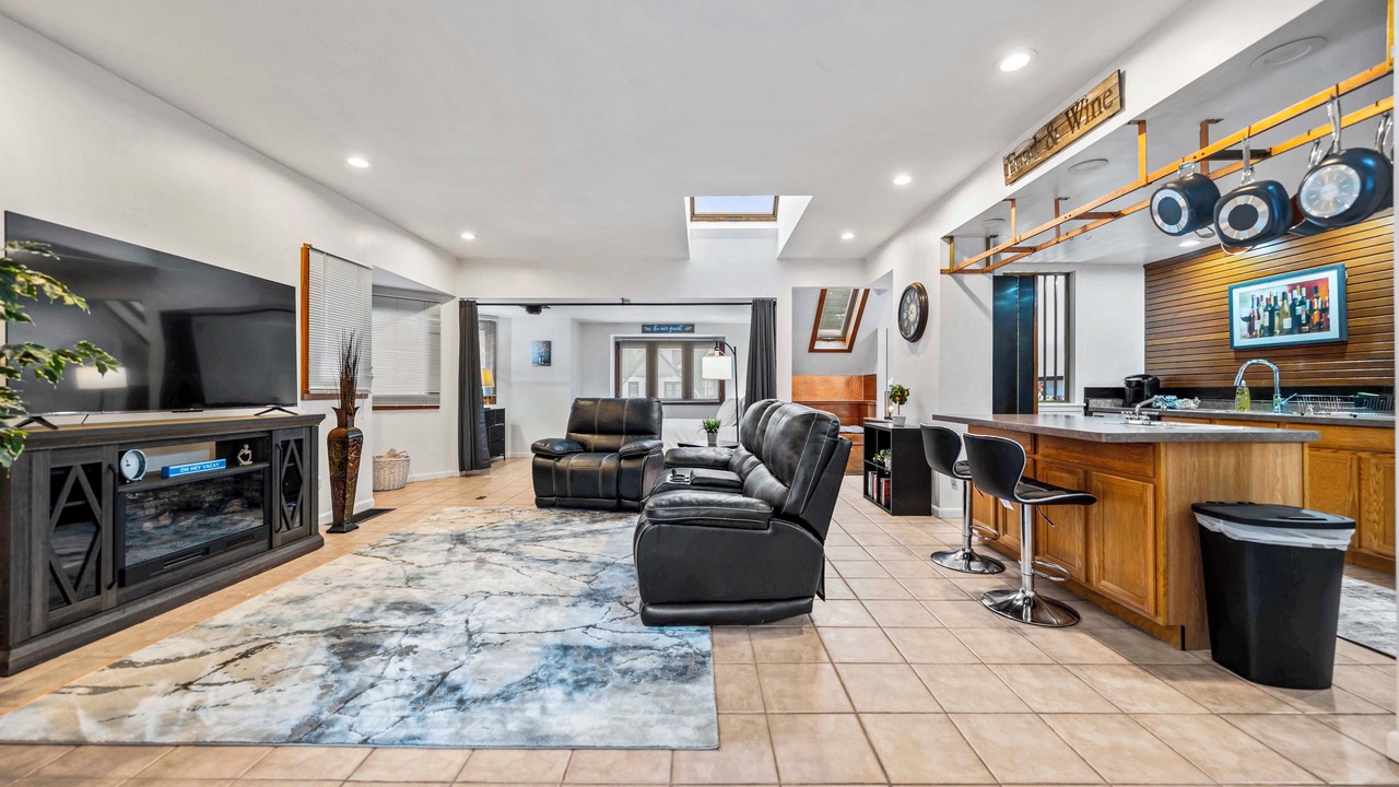 Photo of Livingroom in Downtown Rochester