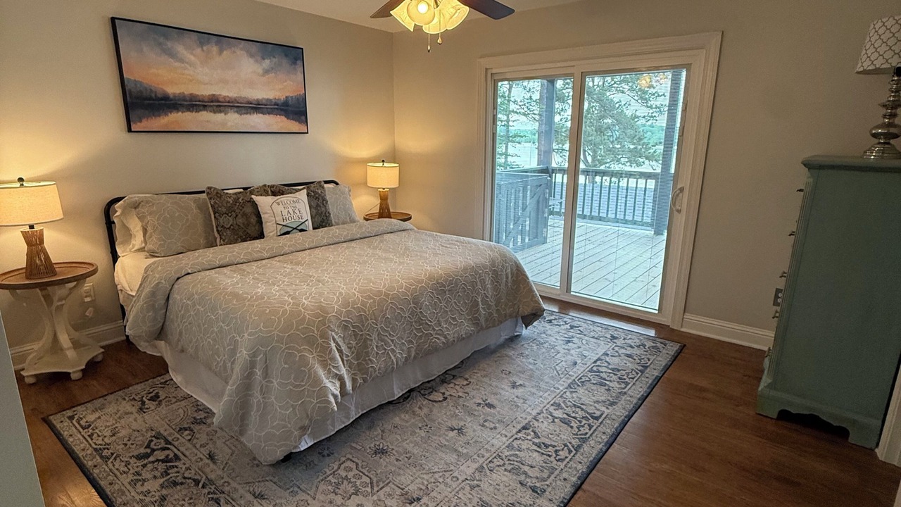 Photo of Bedroom in Homer