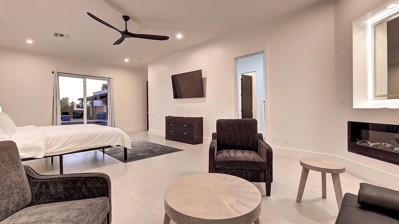 Photo of Livingroom in Shea North Estates
