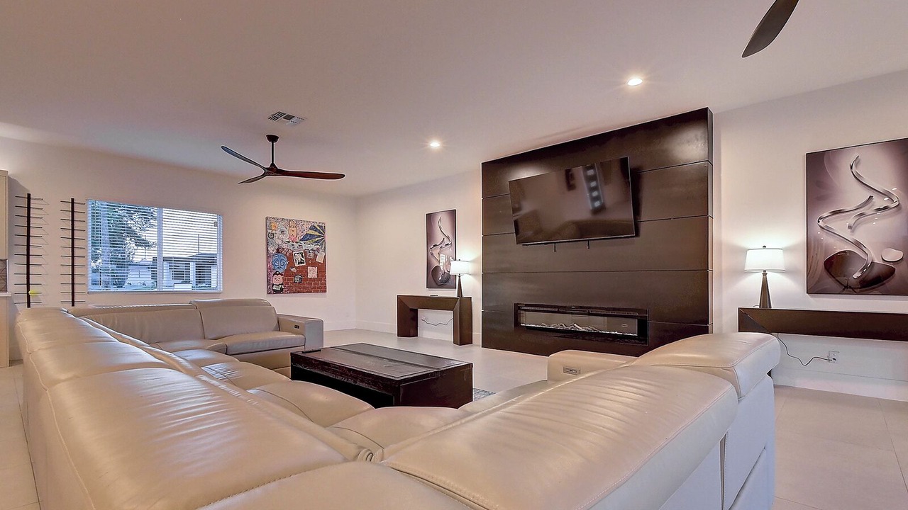 Photo of Livingroom in Shea North Estates
