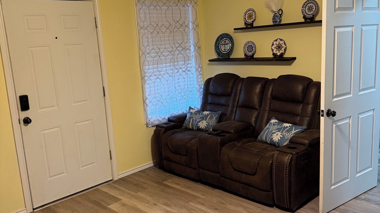 Photo of Livingroom in Harrison County