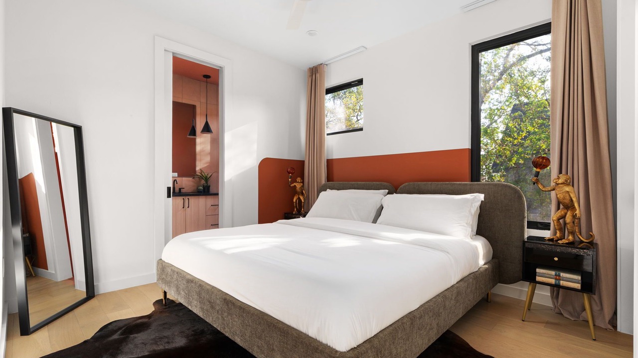 Photo of Bedroom in MLK