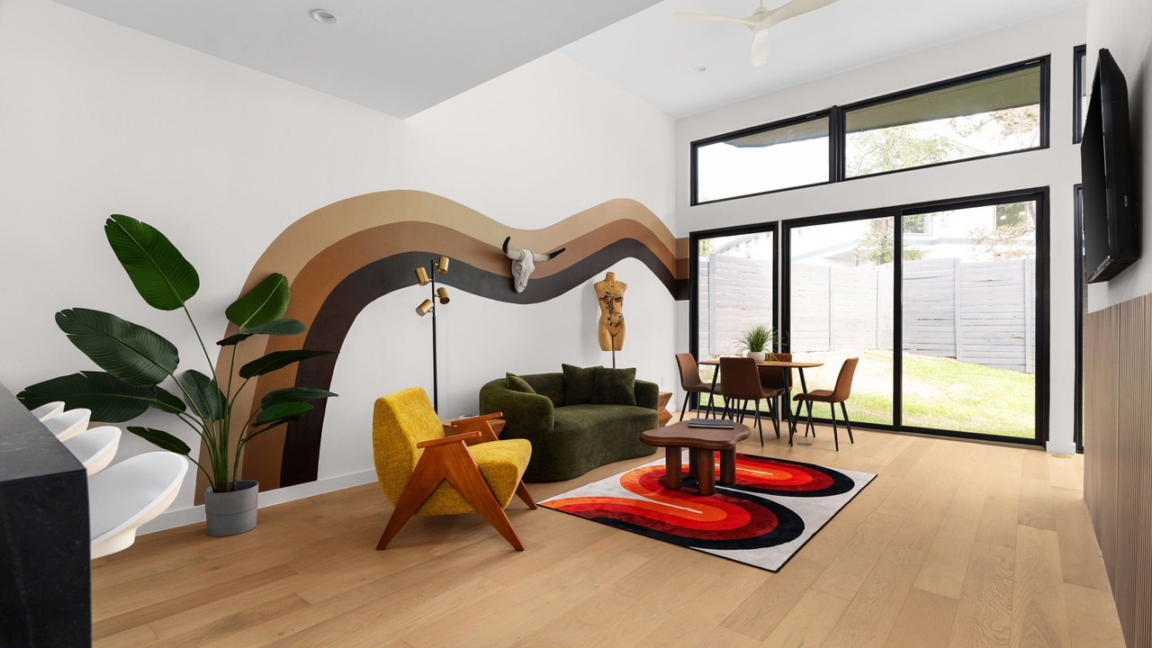 Photo of Livingroom in MLK