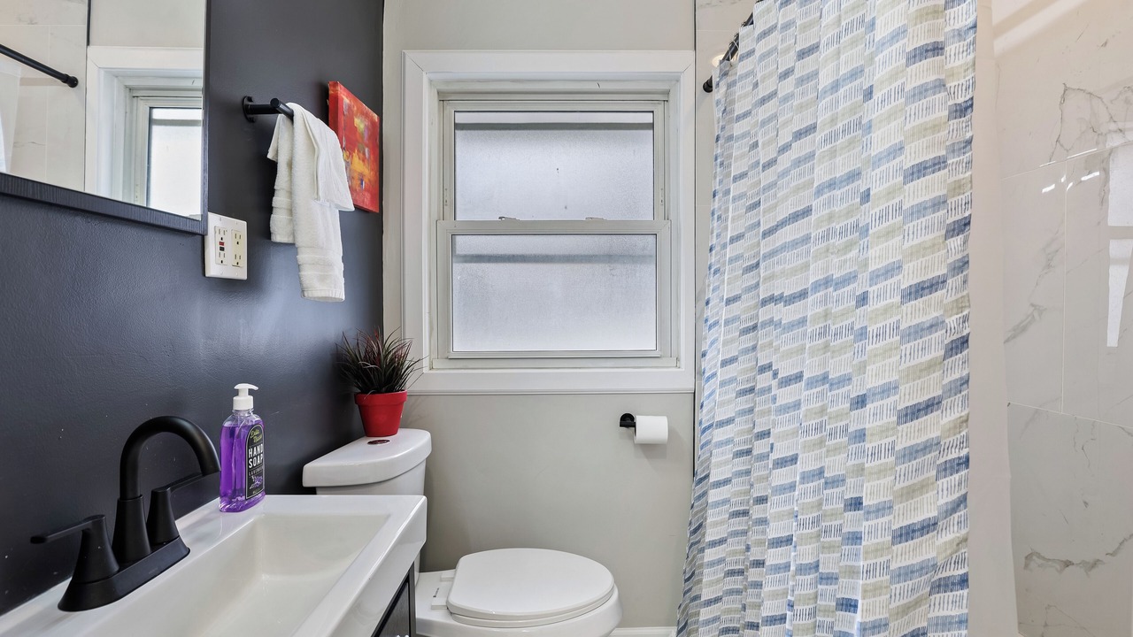 Photo of Bathroom in Elmhurst