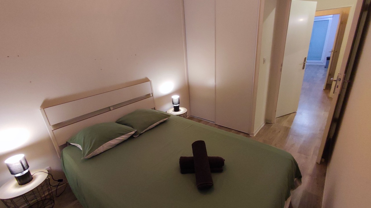 Photo of Bedroom in Chenove